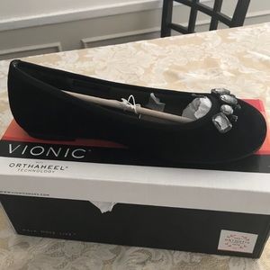 Vionic Spark Kiska Flats